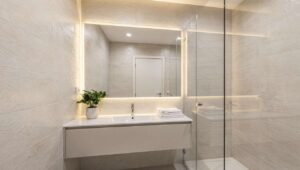 Ho verniciato le piastrelle del bagno con 50 euro" e dopo un anno sono ancora impeccabili